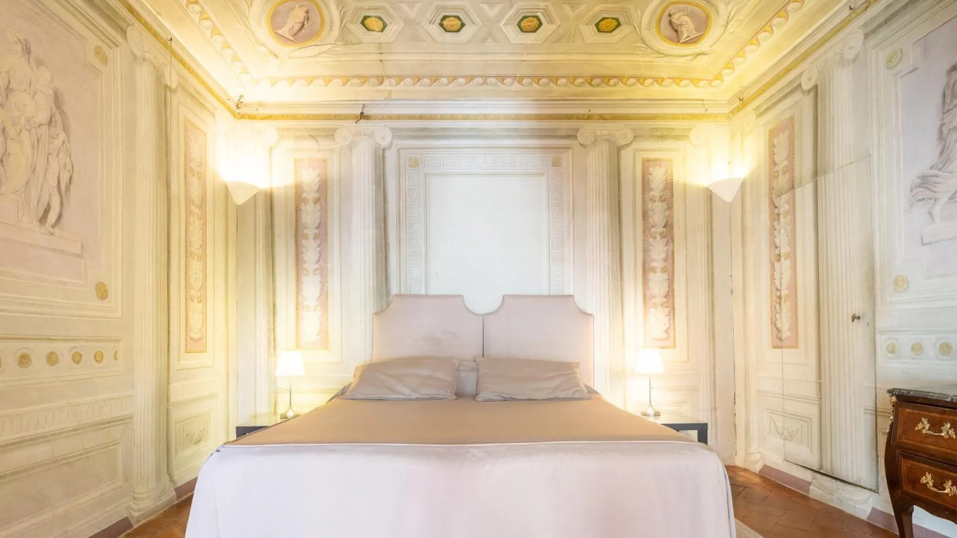 Apartment Ricasoli Frescoes Florence