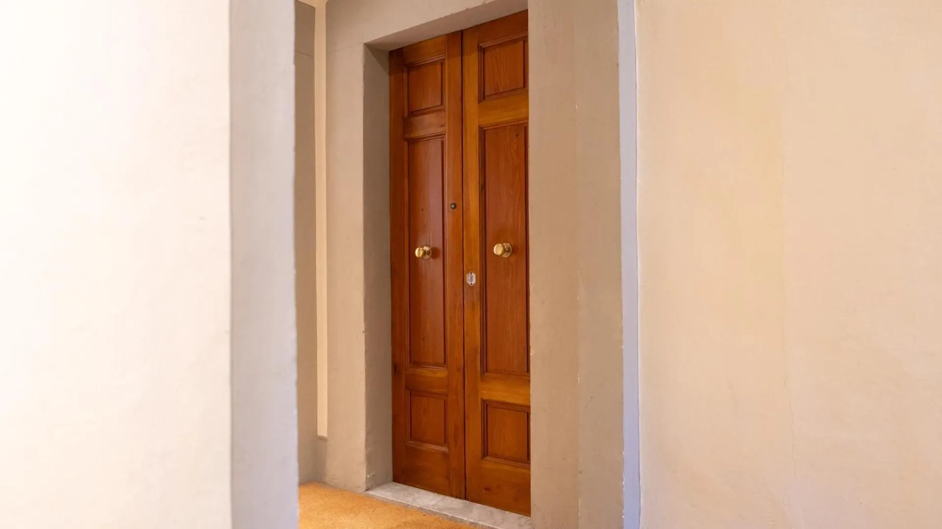 Apartment Ricasoli Frescoes Florence Italy