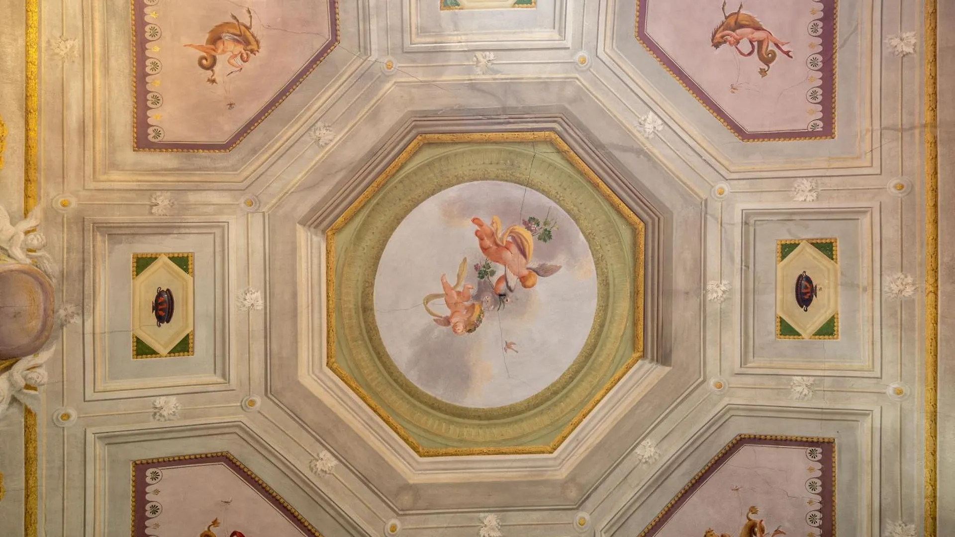 Ricasoli Frescoes Florence 0*,